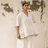 Hana Top White Motifs